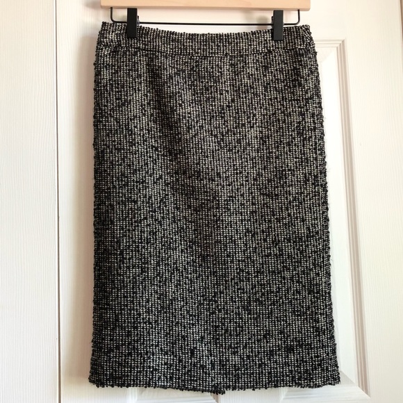Sexy J. Crew tweed pencil skirt - Picture 1 of 6